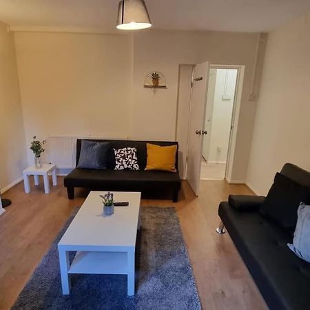 2 Bedroom Apartment In Kennington London Eksteriør billede