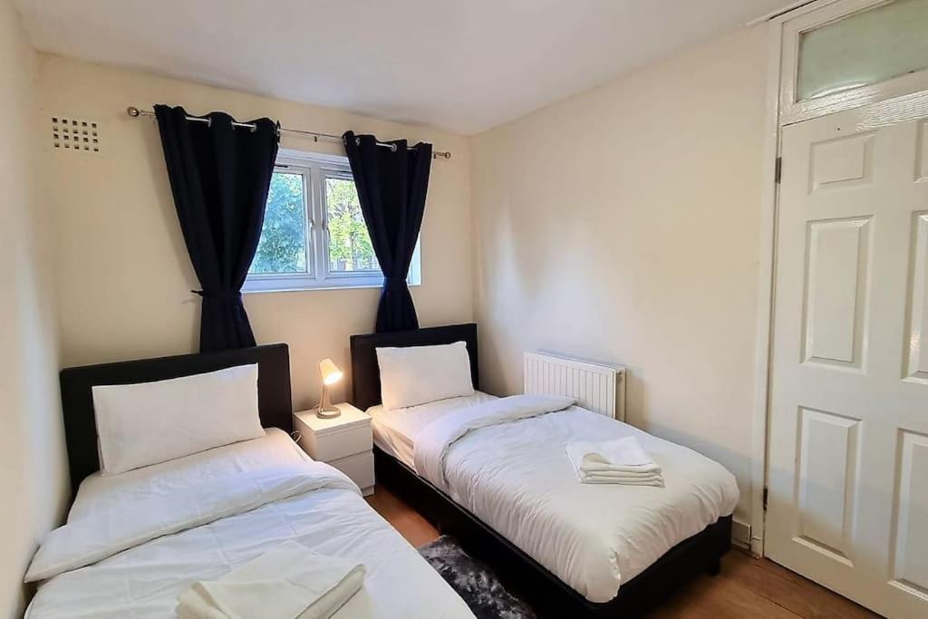 2 Bedroom Apartment In Kennington London Eksteriør billede